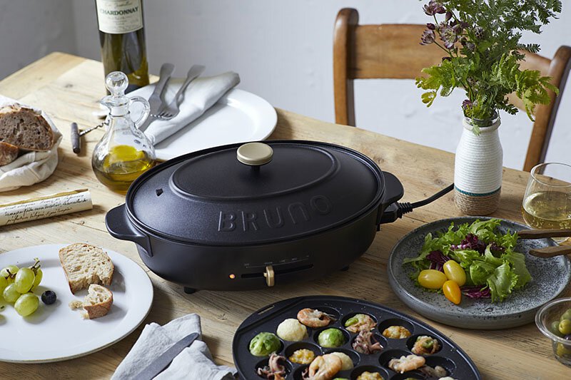 6烤盤套裝!BRUNO 多功能橢圓電熱鍋 Oval Hot Plate - 米白色
