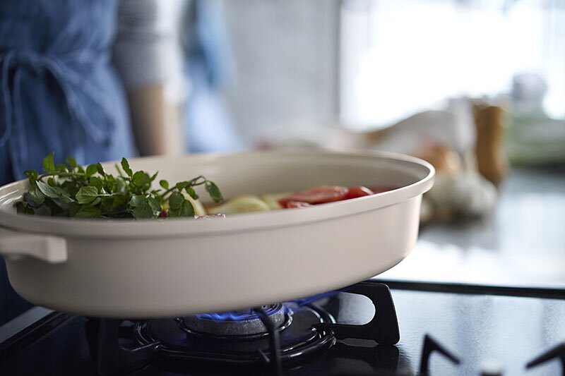 BRUNO 橢圓電熱鍋 Oval Hotplate - 粉米色(預計:9月到貨)